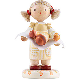 Flax Haired Children Little Girl with Ceps  -  Edition Flade & Friends  -  4,5cm / 1.8 inch